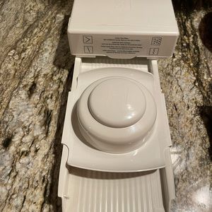 Pampered Chef Mandoline/slicer- retired